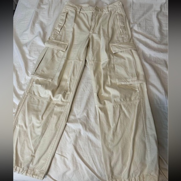 Aritzia cargo supply pant - Picture 1 of 3